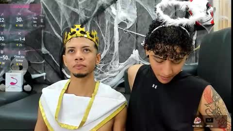 Snapshot of dustinandjordan chatting on 25, 10, 2025 dustinandjordan online show from 25, 10, 2025