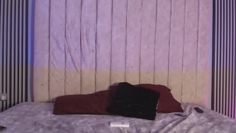 Snapshot of dustinandjordan chatting on 20, 11, 2025 dustinandjordan online show from 20, 11, 2025