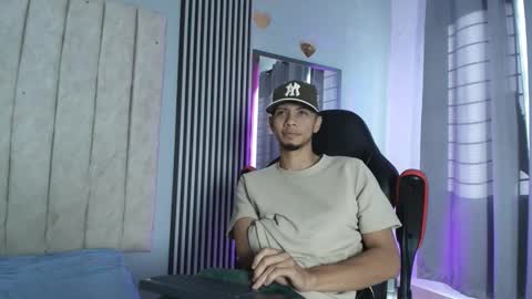 Snapshot of dustinandjordan chatting on 22, 11, 2025 dustinandjordan online show from 22, 11, 2025