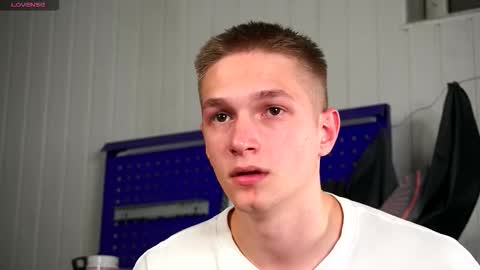 Dustyn online show from 22, 10, 2025