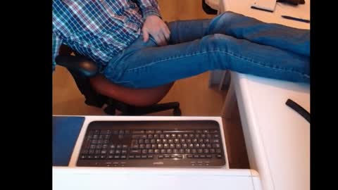 Snapshot of dutchpornking2 chatting on 8, 1, 2025 dutchpornking2 online show from 8, 1, 2025