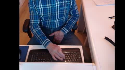 Snapshot of dutchpornking2 chatting on 16, 1, 2025 dutchpornking2 online show from 16, 1, 2025