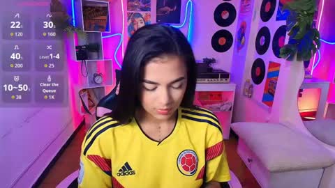 duulce_mia online show from 7, 7, 2026