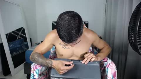 Duvian online show from 4, 3, 2025