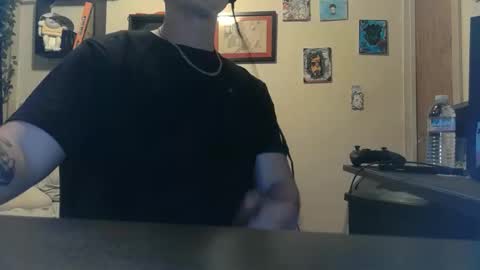 Snapshot of dvd317578 chatting on 12, 9, 2025 Devan D online show from 12, 9, 2025