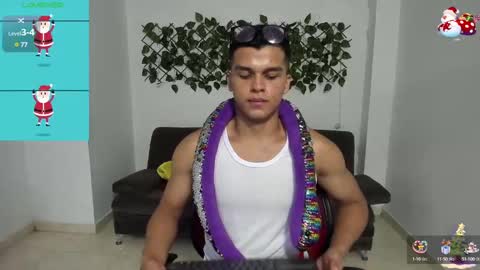 Snapshot of dwayne_brown chatting on 19, 12, 2024 dwayne_brown online show from 19, 12, 2024