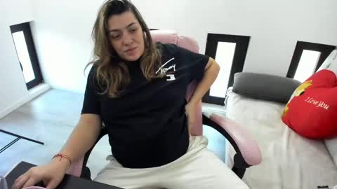dayana online show from 29, 4, 2026