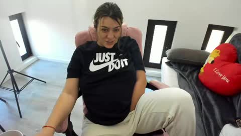 dayana online show from 13, 5, 2026