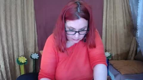 Snapshot of dyannelovee chatting on 13, 3, 2026 Dyanne online show from 13, 3, 2026