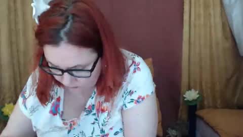 Snapshot of dyannelovee chatting on 18, 3, 2026 Dyanne online show from 18, 3, 2026