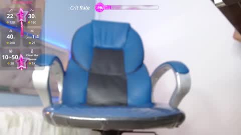 Snapshot of dyla_n18_ chatting on 8, 3, 2025 dyla_n18_ online show from 8, 3, 2025