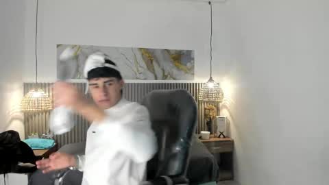 dyla_n18_ online show from 3, 5, 2026