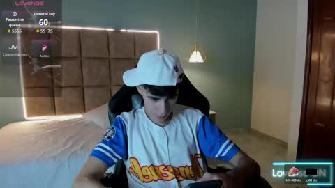 dyla_n18_ online show from 21, 5, 2026
