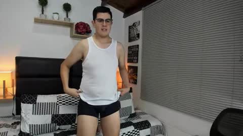  DYLAN SANTIAGO  online show from 18, 12, 2025