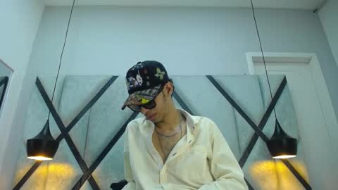 Snapshot of dylan_scotts chatting on 9, 10, 2025 dylan_scotts online show from 9, 10, 2025