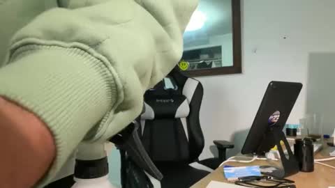 Snapshot of dylansdick90 chatting on 19, 12, 2024 Dylans A Dick online show from 19, 12, 2024