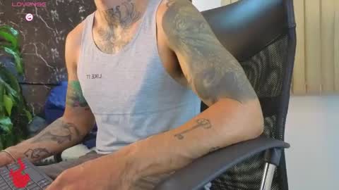D Y L A N online show from 17, 5, 2026