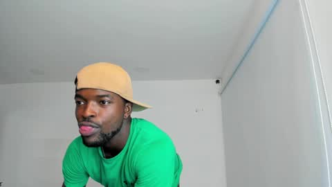 Dylan Taylor online show from 19, 2, 2025