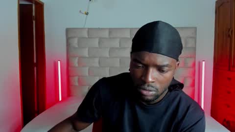 Dylan Taylor online show from 12, 2, 2026