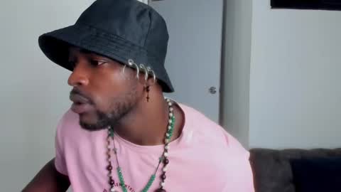 Snapshot of dylantaylor_1 chatting on 29, 3, 2026 Dylan Taylor online show from 29, 3, 2026