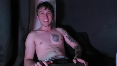 Snapshot of dylanwhite23 chatting on 27, 11, 2025 ---DYLAN--- online show from 27, 11, 2025