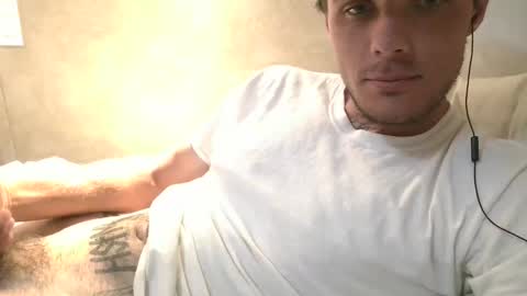 Snapshot of dylp400 chatting on 12, 2, 2025 dylp400 online show from 12, 2, 2025