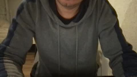 Snapshot of e29504 chatting on 7, 1, 2026 e29504 online show from 7, 1, 2026