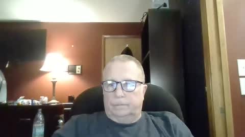 Snapshot of e_rectiom chatting on 17, 12, 2024 Mr Wonderful online show from 17, 12, 2024