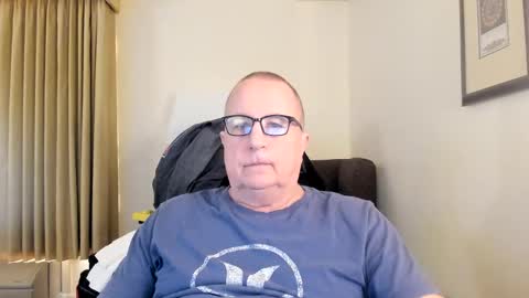 Snapshot of e_rectiom chatting on 17, 1, 2025 Mr Wonderful online show from 17, 1, 2025