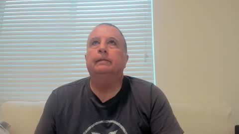 Snapshot of e_rectiom chatting on 21, 2, 2026 Mr Wonderful online show from 21, 2, 2026
