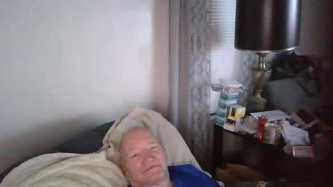 Snapshot of eagleboy73229 chatting on 26, 9, 2025 thomas t online show from 26, 9, 2025