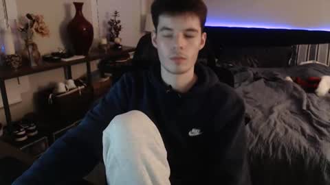 Alex online show from 2, 12, 2025