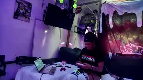 Kryztal Klear Jaxx online show from 23, 2, 2025