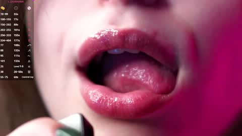 Snapshot of earlenebigge chatting on 14, 2, 2025 Kriss online show from 14, 2, 2025