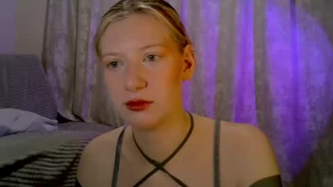 Lily online show from 11, 7, 2026