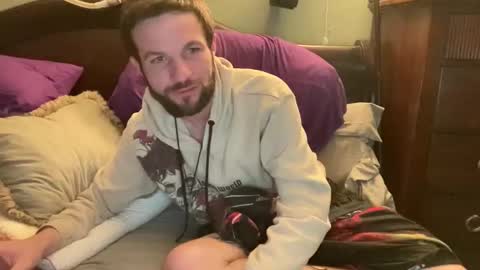 Snapshot of easytrippy69 chatting on 14, 11, 2025 Easytrippy69 online show from 14, 11, 2025