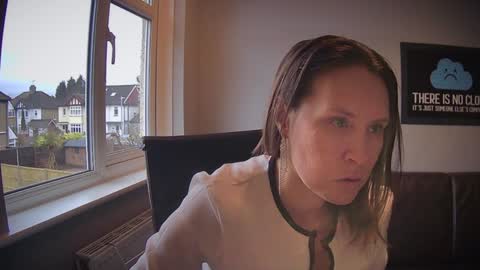 Nadia Ferreira  online show from 19, 2, 2026