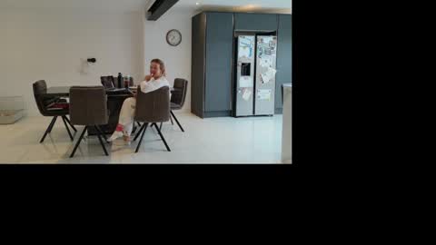 Nadia Ferreira  online show from 14, 5, 2026