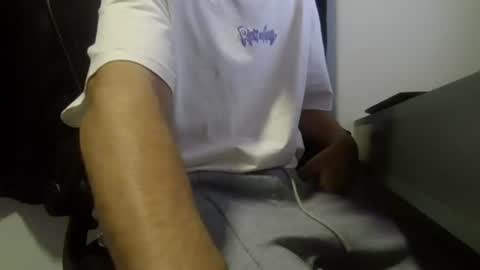 Snapshot of ebisx_ chatting on 7, 7, 2026 ebisx_ online show from 7, 7, 2026