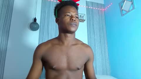 Chris Palaz  online show from 3, 12, 2025