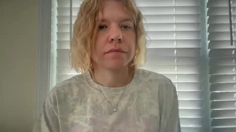 Snapshot of ebony8ivory chatting on 23, 4, 2026 americnbarbie online show from 23, 4, 2026