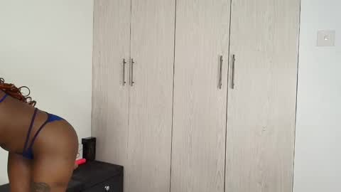 Snapshot of ebony_angelina chatting on 21, 10, 2025 Angelina online show from 21, 10, 2025