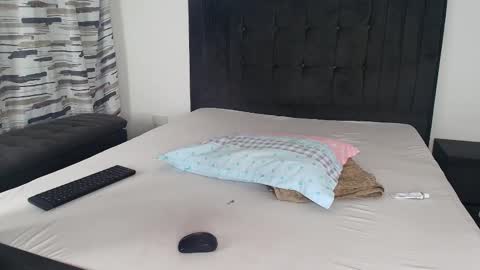 Snapshot of ebony_angelina chatting on 19, 12, 2025 Angelina online show from 19, 12, 2025