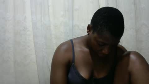 Snapshot of ebony_candy1998 chatting on 22, 10, 2025 ebony_candy1998 online show from 22, 10, 2025
