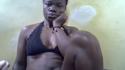 ebony_cutiee online show from 12, 5, 2026