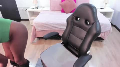 Snapshot of ebony_fantasy2 chatting on 18, 9, 2025 ebony_fantasy2 online show from 18, 9, 2025