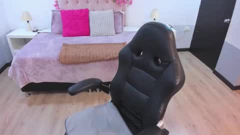 Snapshot of ebony_fantasy2 chatting on 16, 10, 2025 ebony_fantasy2 online show from 16, 10, 2025