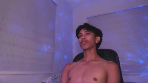 Snapshot of ebony_fuckboy chatting on 20, 10, 2025 ebony_fuckboy online show from 20, 10, 2025
