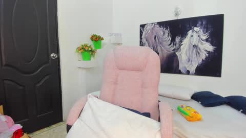 Snapshot of ebony_katterin chatting on 25, 12, 2024 ebony_katterin online show from 25, 12, 2024