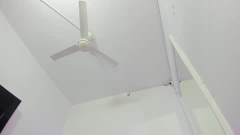 Snapshot of ebony_katterin chatting on 29, 12, 2024 ebony_katterin online show from 29, 12, 2024